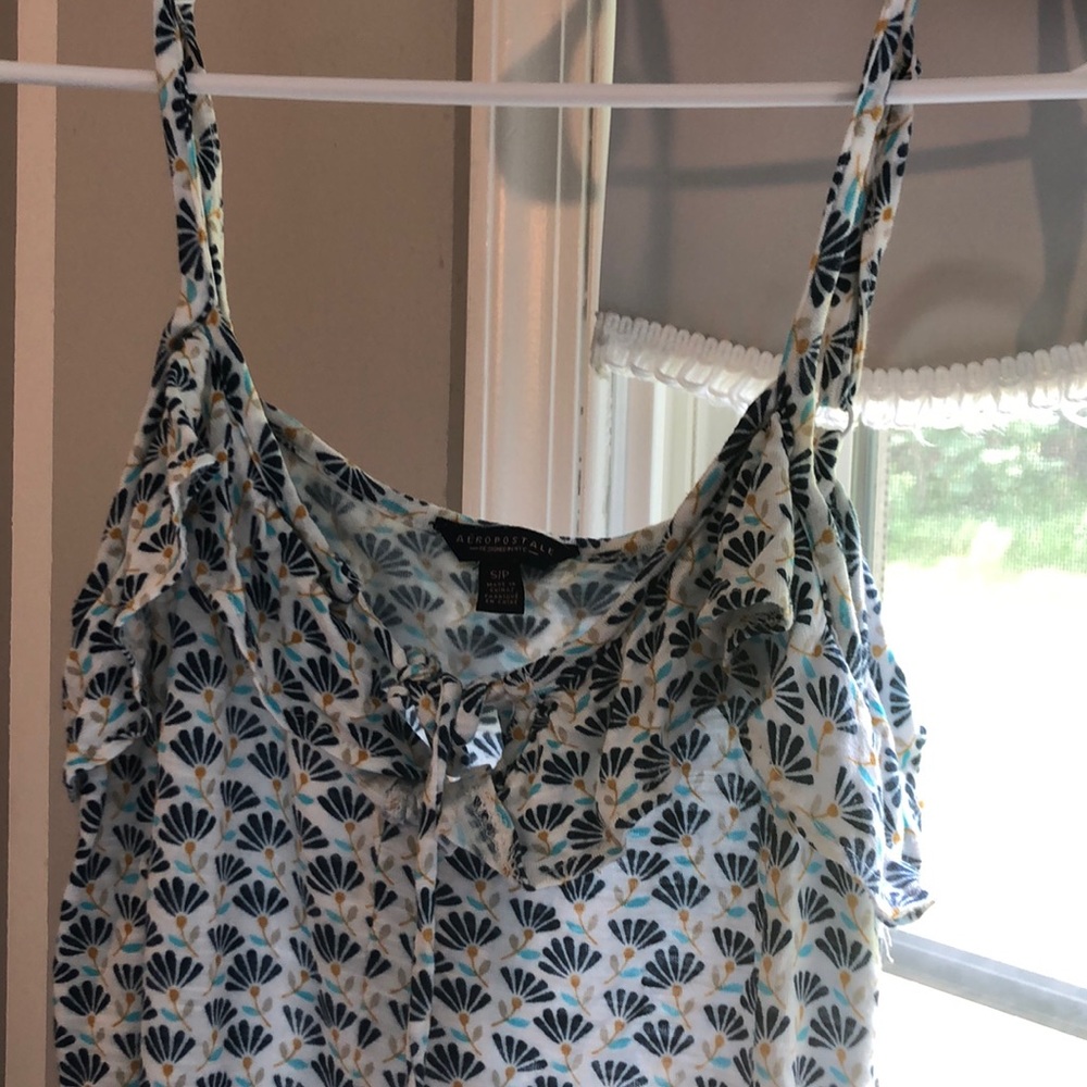 🔥3/$12🔥 Aeropostale Small Patterned Tank Top
